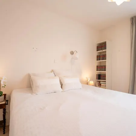 Lucette By Interhome Lejlighed